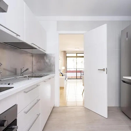 Apartment Home2book Americas Comfy Apt, Pool&terrace *